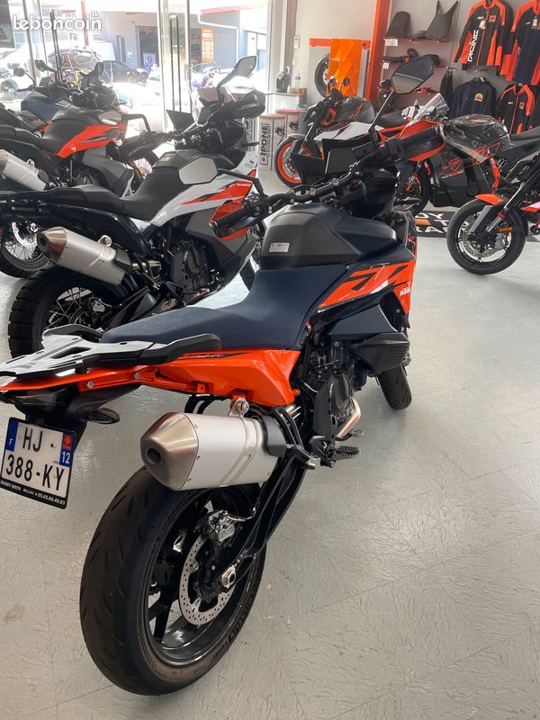 KTM 890 Smt 2026