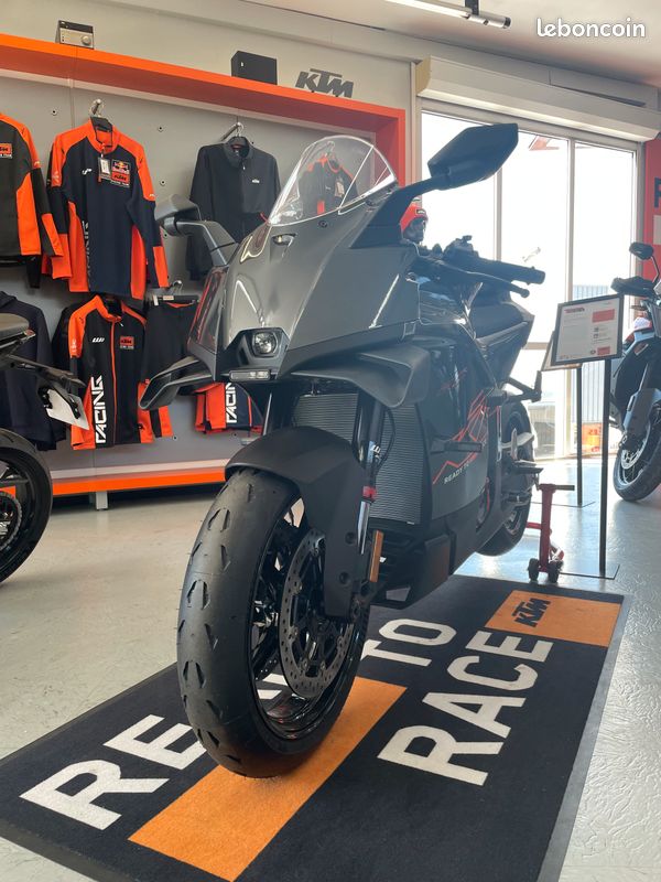 KTM 990 RC R 2026 Tech-Pack